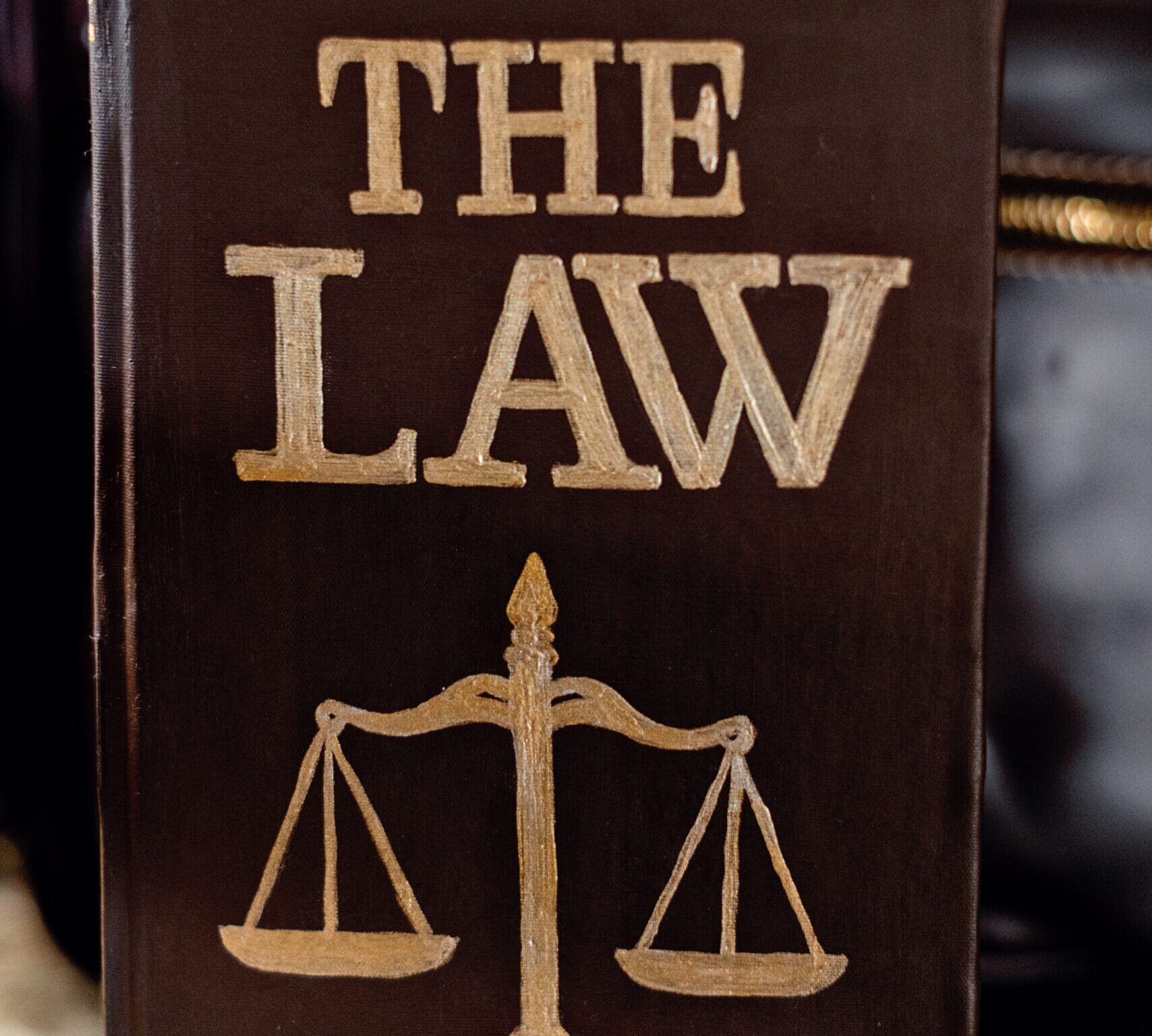 HVAC ceiling diffuser used in air distribution systems for hospitals – featured in HVAC Air Distribution Training